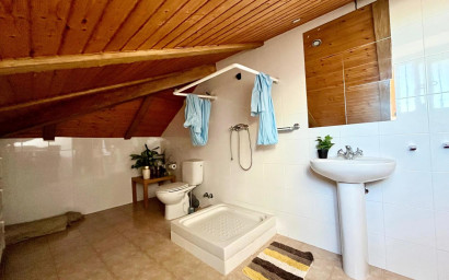 Resale - Finca / Country Property -
Fortuna
