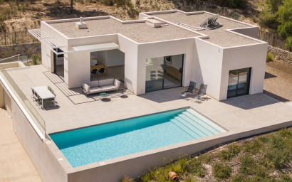 Resale - Villa -
Las Colinas Golf Resort