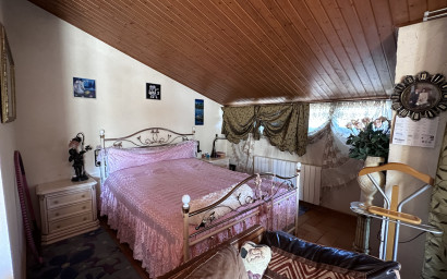 Resale - Villa -
Elche