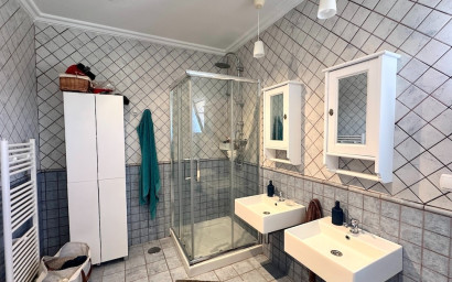 Resale - Villa -
Canada De La Lena