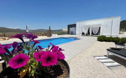 Nouvelle construction - Villa -
Macisvenda