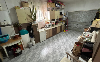 Herverkoop - Herenhuis -
Los Montesinos