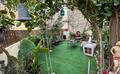 Herverkoop - Herenhuis -
Los Montesinos