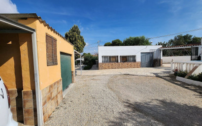 Resale - Villa -
Sax