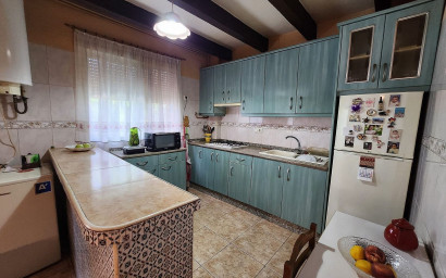 Resale - Villa -
Sax