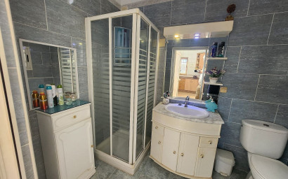 Resale - Villa -
Villena