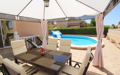 Resale - Villa -
Hondón de las Nieves - La Canalosa