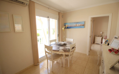 Resale - Villa -
Hondón de las Nieves - La Canalosa
