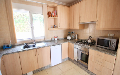 Resale - Villa -
Hondón de las Nieves - La Canalosa