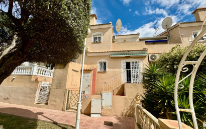 Resale - Townhouse -
Ciudad Quesada