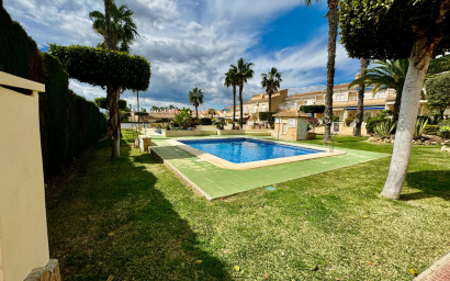 Resale - Townhouse -
Ciudad Quesada