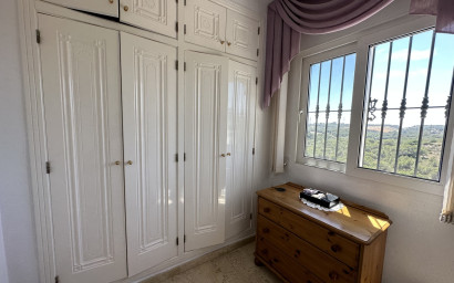 Resale - Villa -
Campoamor - Las Ramblas