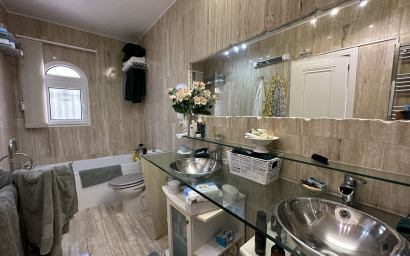 Resale - Villa -
Campoamor - Las Ramblas