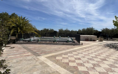 Resale - Land -
La Romana