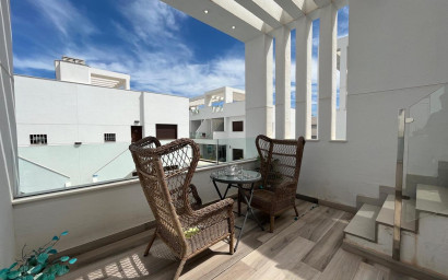 Resale - Villa -
Torrevieja - Los Balcones
