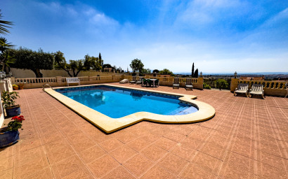 Resale - Villa -
Fortuna - FORTUNA