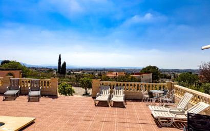 Resale - Villa -
Fortuna - FORTUNA