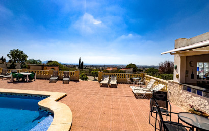 Resale - Villa -
Fortuna - FORTUNA
