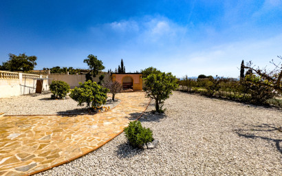 Resale - Villa -
Fortuna - FORTUNA