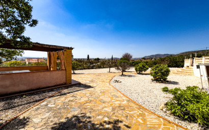 Resale - Villa -
Fortuna - FORTUNA