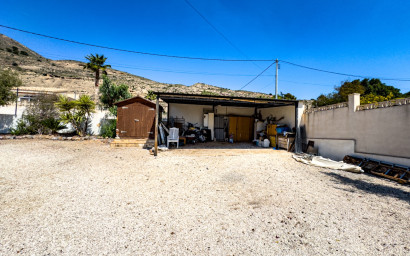Resale - Villa -
Fortuna - FORTUNA