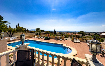 Resale - Villa -
Fortuna - FORTUNA