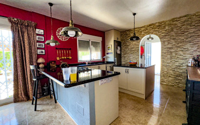 Resale - Villa -
Fortuna - FORTUNA