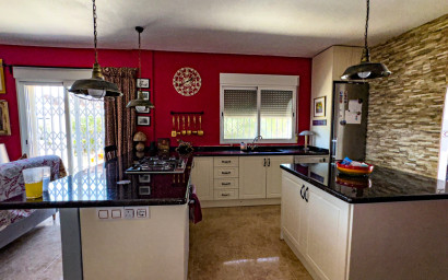 Resale - Villa -
Fortuna - FORTUNA