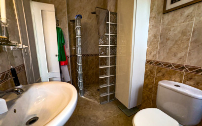 Resale - Villa -
Fortuna - FORTUNA