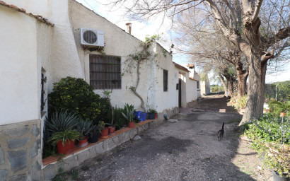 Resale - Villa -
Heredades - Heredades - Village