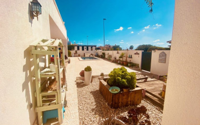 Resale - Villa -
Fortuna - FORTUNA