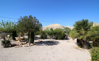 Resale - Villa -
Fortuna - FORTUNA