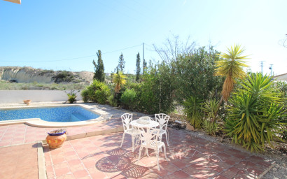 Resale - Villa -
Fortuna - FORTUNA