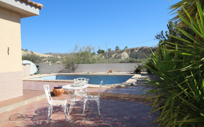 Resale - Villa -
Fortuna - FORTUNA
