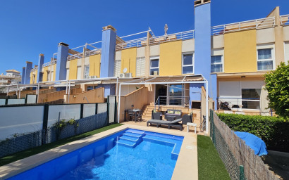 Herverkoop - Villa -
Cabo Roig