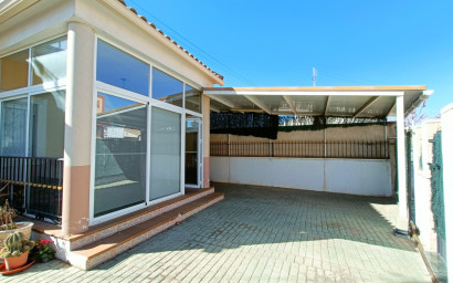 Herverkoop - Villa -
Hondón de los Fráiles