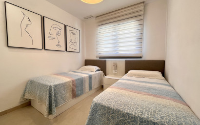 Resale - Penthouse -
Playa Flamenca