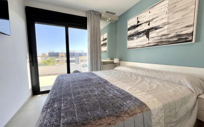 Resale - Penthouse -
Playa Flamenca