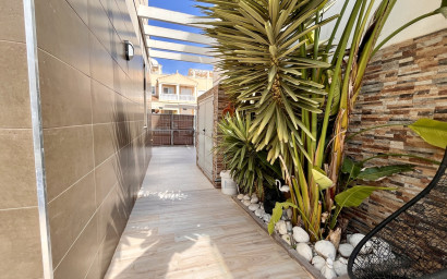 Resale - Villa -
Ciudad Quesada