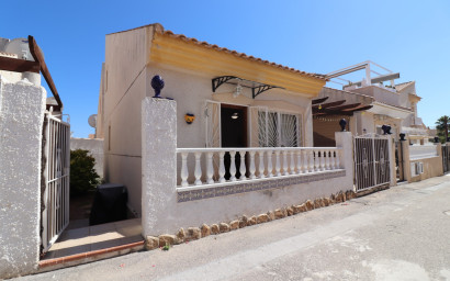 Resale - Villa -
Ciudad Quesada - Ciudad Quesada - Town