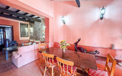 Resale - Townhouse -
BARBARROJA