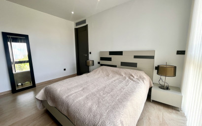 Revente - Villa -
Villamartín