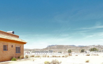 Resale - Villa -
Cañada del Trigo