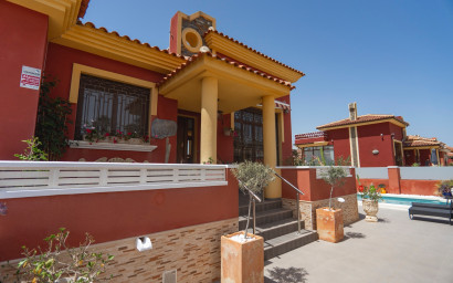 Resale - Villa -
Ciudad Quesada