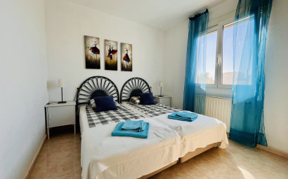 Resale - Villa -
San Miguel de Salinas