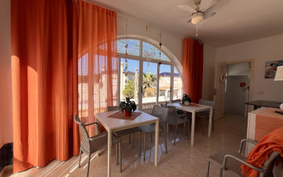 Resale - Villa -
San Miguel de Salinas