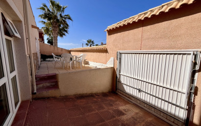 Resale - Villa -
San Miguel de Salinas