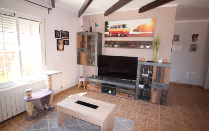 Resale - Villa -
Fortuna - Urbanizacion Las Kalendas