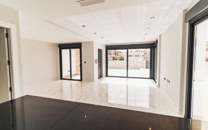 Nieuwbouw - Villa -
Orihuela Costa - Punta Prima