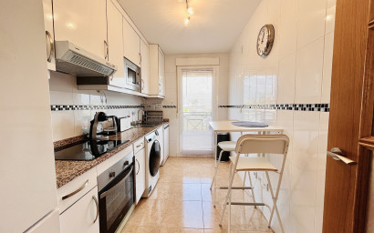 Revente - Maison mitoyenne -
Cabo Roig